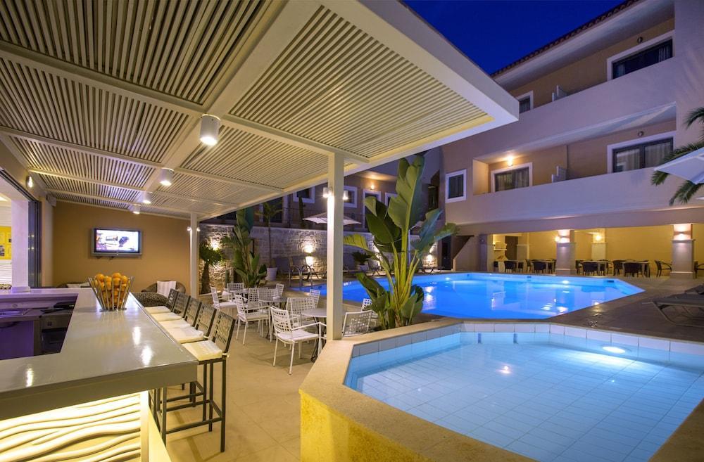 La Stella Suites Platanias Extérieur photo
