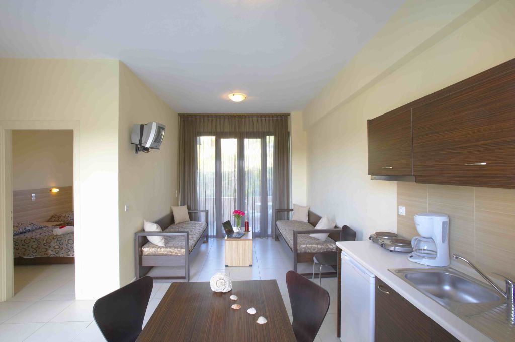 La Stella Suites Platanias Extérieur photo